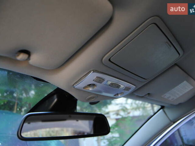 Серый Рено Латитьюд, объемом двигателя 2 л и пробегом 184 тыс. км за 8998 $, фото 26 на Automoto.ua