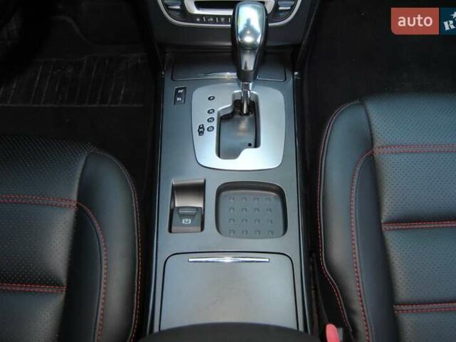 Серый Рено Латитьюд, объемом двигателя 2 л и пробегом 184 тыс. км за 8998 $, фото 27 на Automoto.ua