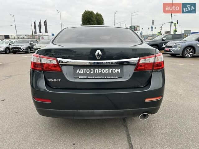 Серый Рено Латитьюд, объемом двигателя 2 л и пробегом 269 тыс. км за 6500 $, фото 6 на Automoto.ua