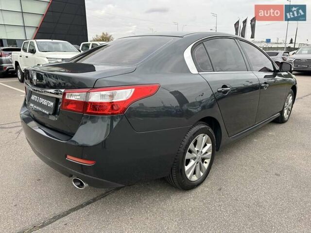 Серый Рено Латитьюд, объемом двигателя 2 л и пробегом 269 тыс. км за 6500 $, фото 7 на Automoto.ua