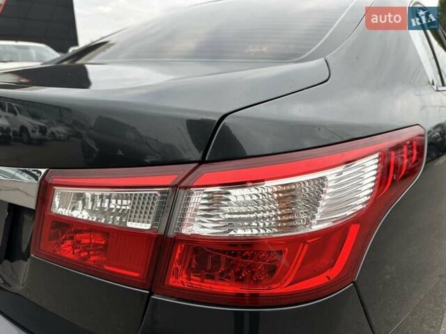 Серый Рено Латитьюд, объемом двигателя 2 л и пробегом 269 тыс. км за 6500 $, фото 9 на Automoto.ua