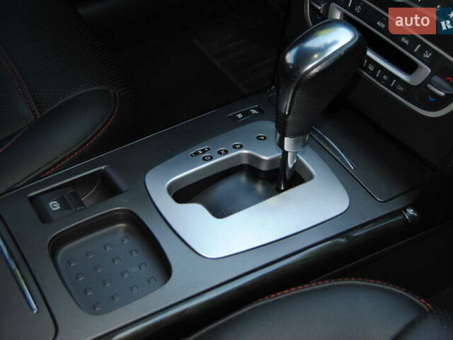 Серый Рено Латитьюд, объемом двигателя 2 л и пробегом 184 тыс. км за 8998 $, фото 29 на Automoto.ua