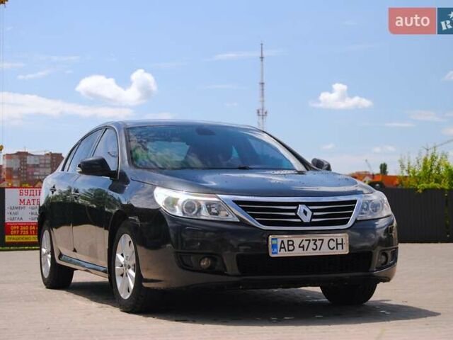 Серый Рено Латитьюд, объемом двигателя 2 л и пробегом 184 тыс. км за 8998 $, фото 1 на Automoto.ua