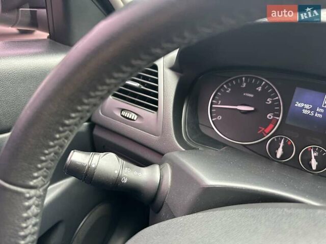 Серый Рено Латитьюд, объемом двигателя 2 л и пробегом 269 тыс. км за 6500 $, фото 17 на Automoto.ua
