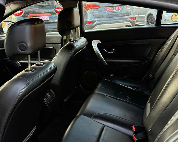 Сірий Рено Латітьюд, об'ємом двигуна 2 л та пробігом 340 тис. км за 6200 $, фото 8 на Automoto.ua