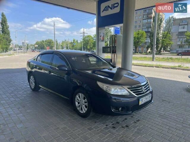 Синій Рено Латітьюд, об'ємом двигуна 2 л та пробігом 165 тис. км за 7999 $, фото 4 на Automoto.ua
