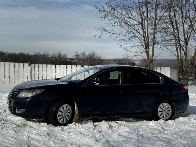 Синій Рено Латітьюд, об'ємом двигуна 2 л та пробігом 228 тис. км за 3999 $, фото 2 на Automoto.ua