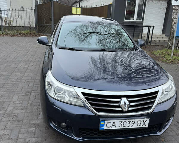 Синий Рено Латитьюд, объемом двигателя 2 л и пробегом 161 тыс. км за 8000 $, фото 1 на Automoto.ua