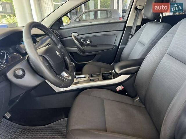 Синій Рено Латітьюд, об'ємом двигуна 2 л та пробігом 165 тис. км за 7999 $, фото 13 на Automoto.ua