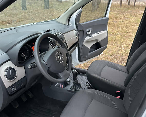 Белый Рено Лоджи, объемом двигателя 1.46 л и пробегом 49 тыс. км за 11000 $, фото 9 на Automoto.ua