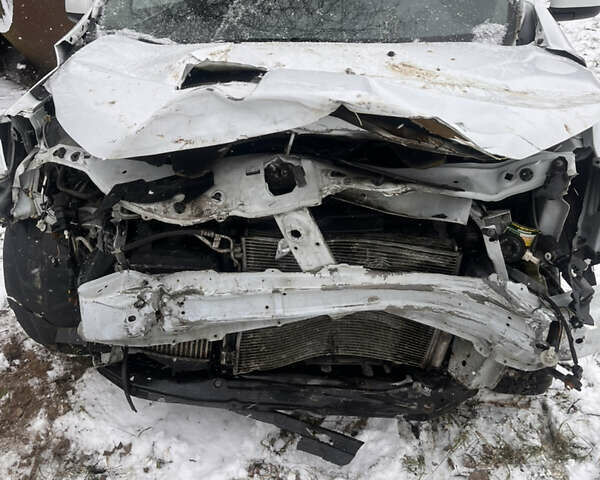 Белый Рено Лоджи, объемом двигателя 1.46 л и пробегом 156 тыс. км за 3500 $, фото 47 на Automoto.ua