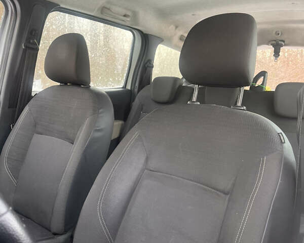 Белый Рено Лоджи, объемом двигателя 1.46 л и пробегом 156 тыс. км за 3500 $, фото 61 на Automoto.ua