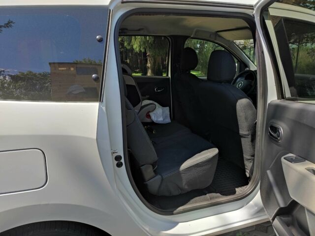 Білий Рено Лоджі, об'ємом двигуна 1.5 л та пробігом 185 тис. км за 9500 $, фото 11 на Automoto.ua