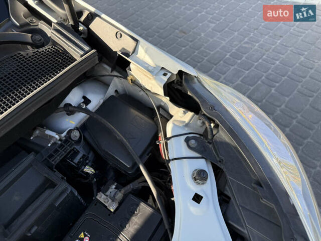 Білий Рено Лоджі, об'ємом двигуна 1.46 л та пробігом 180 тис. км за 8900 $, фото 75 на Automoto.ua