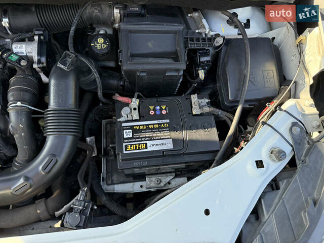 Білий Рено Лоджі, об'ємом двигуна 1.46 л та пробігом 180 тис. км за 8900 $, фото 76 на Automoto.ua