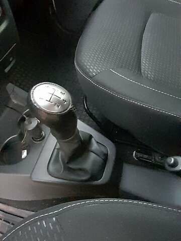 Белый Рено Лоджи, объемом двигателя 1.5 л и пробегом 170 тыс. км за 11700 $, фото 1 на Automoto.ua