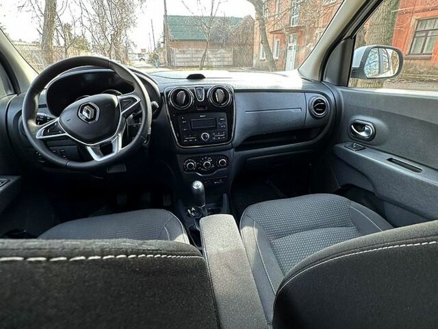 Білий Рено Лоджі, об'ємом двигуна 15 л та пробігом 129 тис. км за 10700 $, фото 6 на Automoto.ua