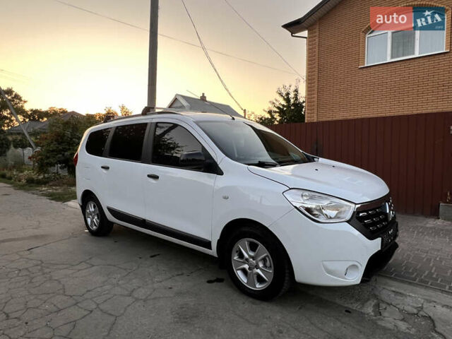 Белый Рено Лоджи, объемом двигателя 1.46 л и пробегом 74 тыс. км за 12900 $, фото 18 на Automoto.ua
