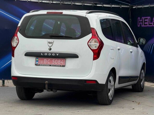 Белый Рено Лоджи, объемом двигателя 1.5 л и пробегом 170 тыс. км за 7199 $, фото 4 на Automoto.ua