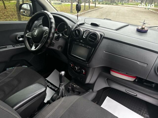 Белый Рено Лоджи, объемом двигателя 1.5 л и пробегом 178 тыс. км за 11490 $, фото 16 на Automoto.ua