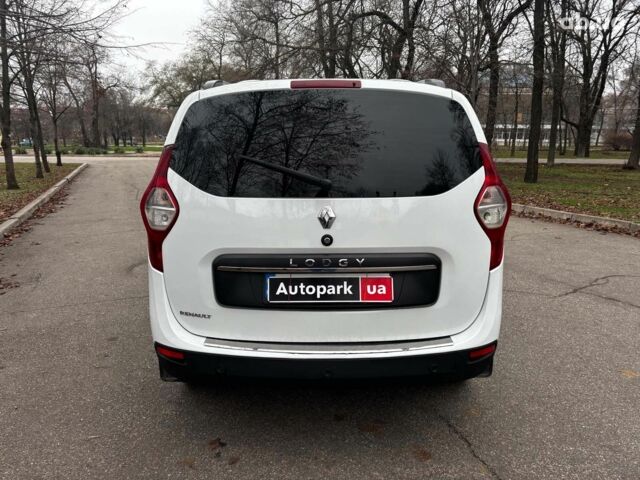 Белый Рено Лоджи, объемом двигателя 1.5 л и пробегом 178 тыс. км за 11490 $, фото 3 на Automoto.ua