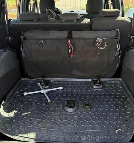 Серый Рено Лоджи, объемом двигателя 1.46 л и пробегом 333 тыс. км за 6100 $, фото 1 на Automoto.ua