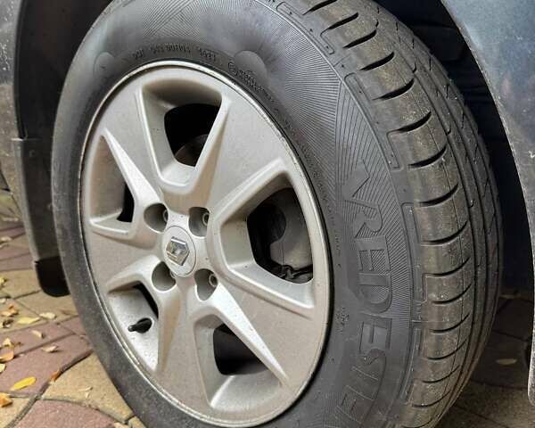 Серый Рено Лоджи, объемом двигателя 1.46 л и пробегом 230 тыс. км за 10500 $, фото 25 на Automoto.ua