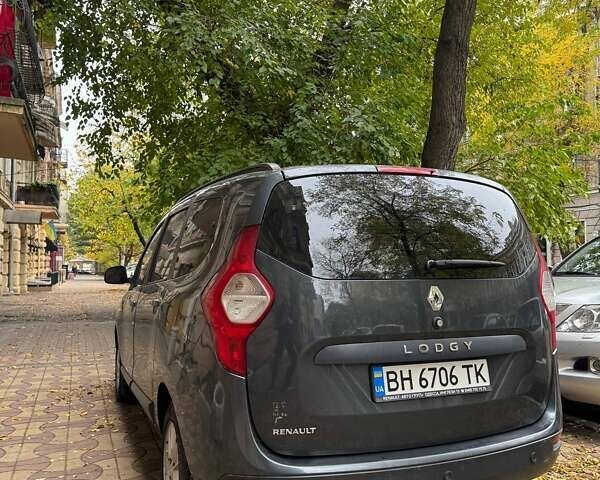 Серый Рено Лоджи, объемом двигателя 1.46 л и пробегом 230 тыс. км за 10500 $, фото 4 на Automoto.ua