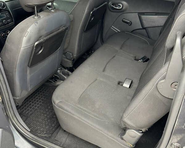 Серый Рено Лоджи, объемом двигателя 1.46 л и пробегом 228 тыс. км за 10500 $, фото 15 на Automoto.ua