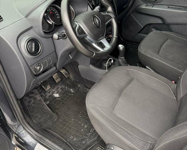 Серый Рено Лоджи, объемом двигателя 1.46 л и пробегом 228 тыс. км за 10500 $, фото 24 на Automoto.ua