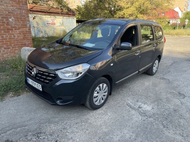 Серый Рено Лоджи, объемом двигателя 1.5 л и пробегом 223 тыс. км за 9300 $, фото 1 на Automoto.ua