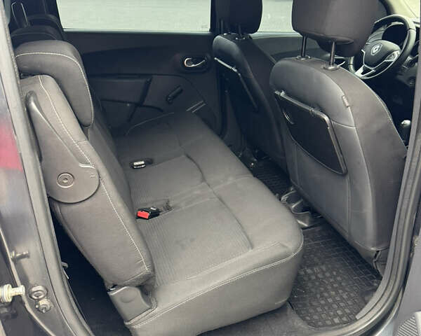 Серый Рено Лоджи, объемом двигателя 1.46 л и пробегом 228 тыс. км за 10500 $, фото 18 на Automoto.ua