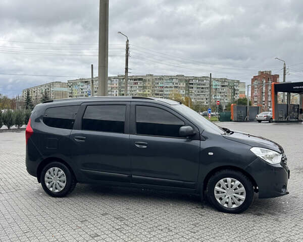 Серый Рено Лоджи, объемом двигателя 1.46 л и пробегом 228 тыс. км за 10500 $, фото 3 на Automoto.ua