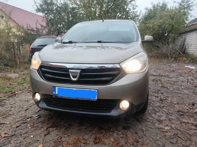 Серый Рено Лоджи, объемом двигателя 1.5 л и пробегом 188 тыс. км за 3500 $, фото 3 на Automoto.ua