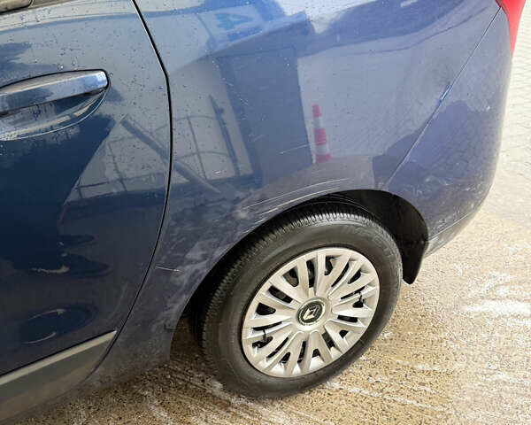 Синий Рено Лоджи, объемом двигателя 1.46 л и пробегом 211 тыс. км за 8500 $, фото 9 на Automoto.ua