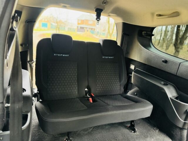 Синий Рено Лоджи, объемом двигателя 1.5 л и пробегом 57 тыс. км за 12500 $, фото 14 на Automoto.ua