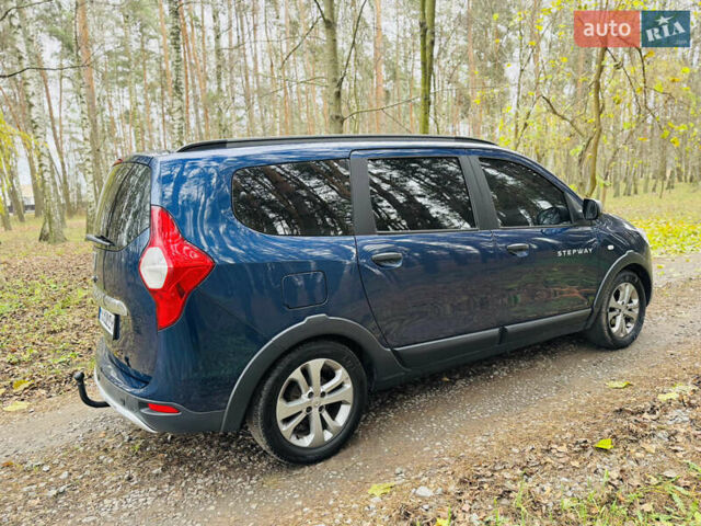 Синий Рено Лоджи, объемом двигателя 1.5 л и пробегом 57 тыс. км за 12500 $, фото 5 на Automoto.ua