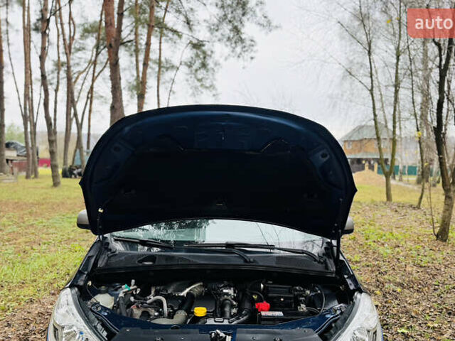 Синий Рено Лоджи, объемом двигателя 1.5 л и пробегом 57 тыс. км за 12500 $, фото 19 на Automoto.ua