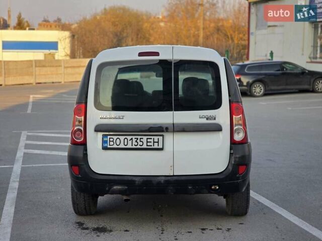 Белый Рено Логан МСВ, объемом двигателя 1.6 л и пробегом 249 тыс. км за 3499 $, фото 8 на Automoto.ua