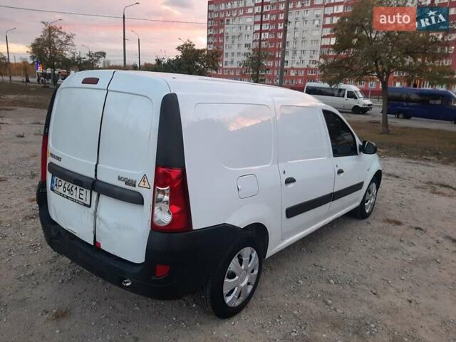 Рено Логан МСВ 2011 в Запорожье на Automoto.ua Белый Рено Логан МСВ, объемом двигателя 1.6 л и пробегом 167 тыс. км за 3500 $, фото 1 на Automoto.ua