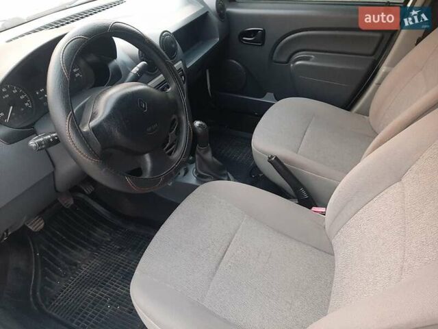 Рено Логан МСВ 2011 в Запорожье на Automoto.ua Белый Рено Логан МСВ, объемом двигателя 1.6 л и пробегом 167 тыс. км за 3500 $, фото 7 на Automoto.ua