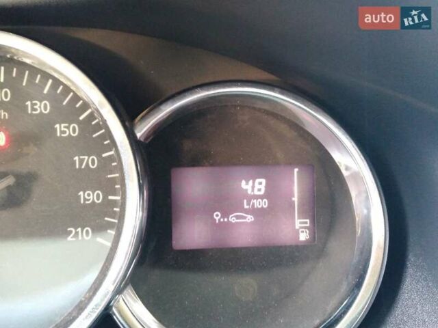 Рено Логан МСВ 2015 в Николаеве на Automoto.ua Белый Рено Логан МСВ, объемом двигателя 1.5 л и пробегом 330 тыс. км за 6300 $, фото 2 на Automoto.ua