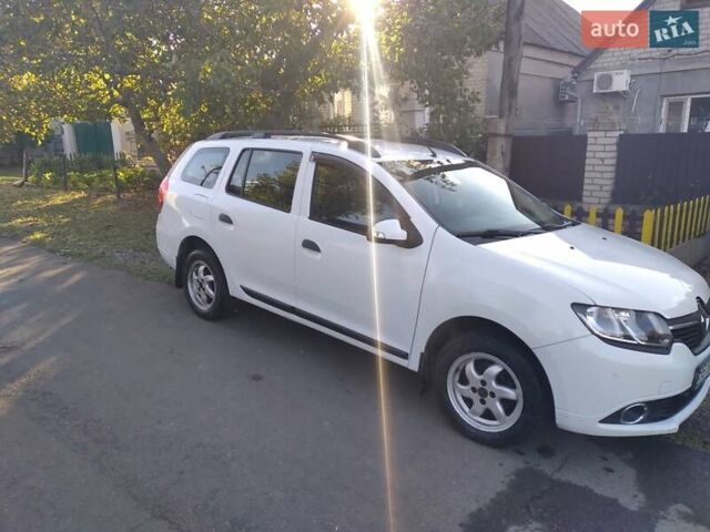 Рено Логан МСВ 2015 в Николаеве на Automoto.ua Белый Рено Логан МСВ, объемом двигателя 1.5 л и пробегом 330 тыс. км за 6300 $, фото 8 на Automoto.ua