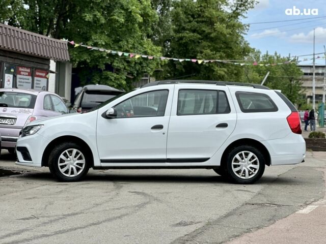 Белый Рено Логан МСВ, объемом двигателя 1.5 л и пробегом 97 тыс. км за 9900 $, фото 1 на Automoto.ua