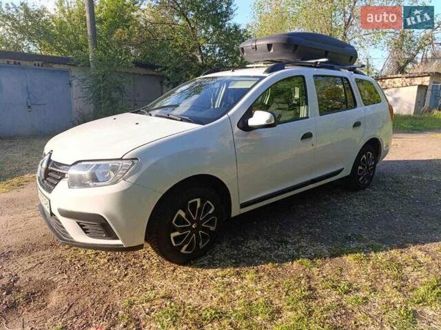 Белый Рено Логан МСВ, объемом двигателя 1.5 л и пробегом 165 тыс. км за 7700 $, фото 10 на Automoto.ua
