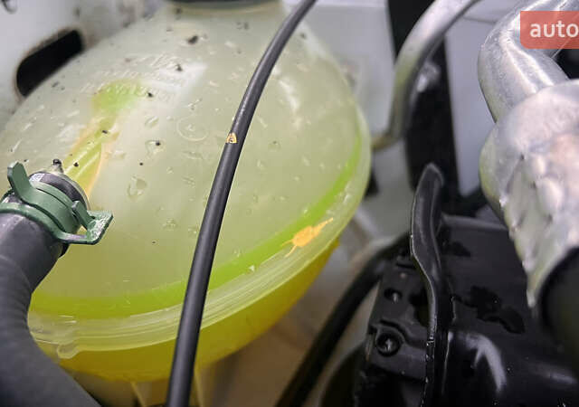 Белый Рено Логан МСВ, объемом двигателя 1.46 л и пробегом 75 тыс. км за 10600 $, фото 34 на Automoto.ua