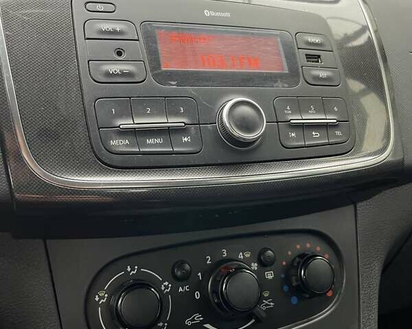 Рено Логан МСВ 2019 в Киеве на Automoto.ua Белый Рено Логан МСВ, объемом двигателя 1.5 л и пробегом 252 тыс. км за 8968 $, фото 17 на Automoto.ua