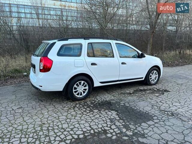 Белый Рено Логан МСВ, объемом двигателя 1.5 л и пробегом 69 тыс. км за 10600 $, фото 4 на Automoto.ua