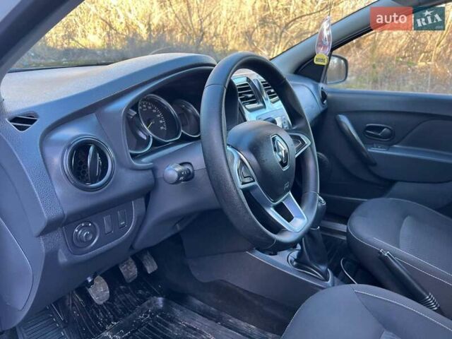 Белый Рено Логан МСВ, объемом двигателя 1.5 л и пробегом 69 тыс. км за 10600 $, фото 7 на Automoto.ua