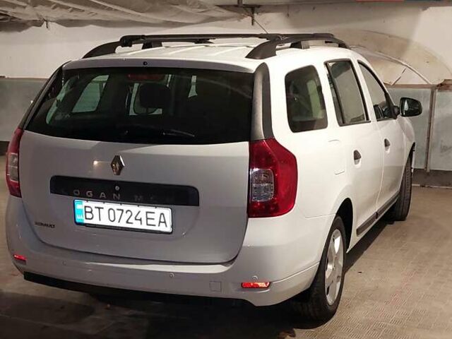 Білий Рено Логан МСВ, об'ємом двигуна 1.46 л та пробігом 75 тис. км за 11900 $, фото 5 на Automoto.ua